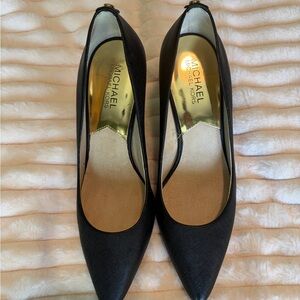 Michael Kors Black Pointed-Toe Leather Pumps with Gold Insole